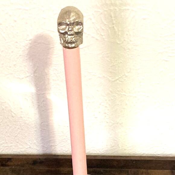 New! Hand-Painted Pink And Silver Skull Paper Towel Holder - Halloween Home - Picture 8 of 8